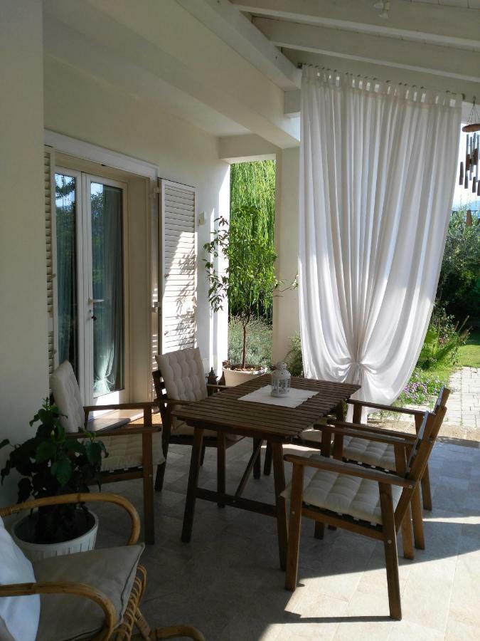 I Salici Villa Marina di Massa Exterior foto